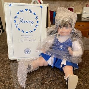 JANEY PORCELAIN CHEERLEADER DOLL 1994